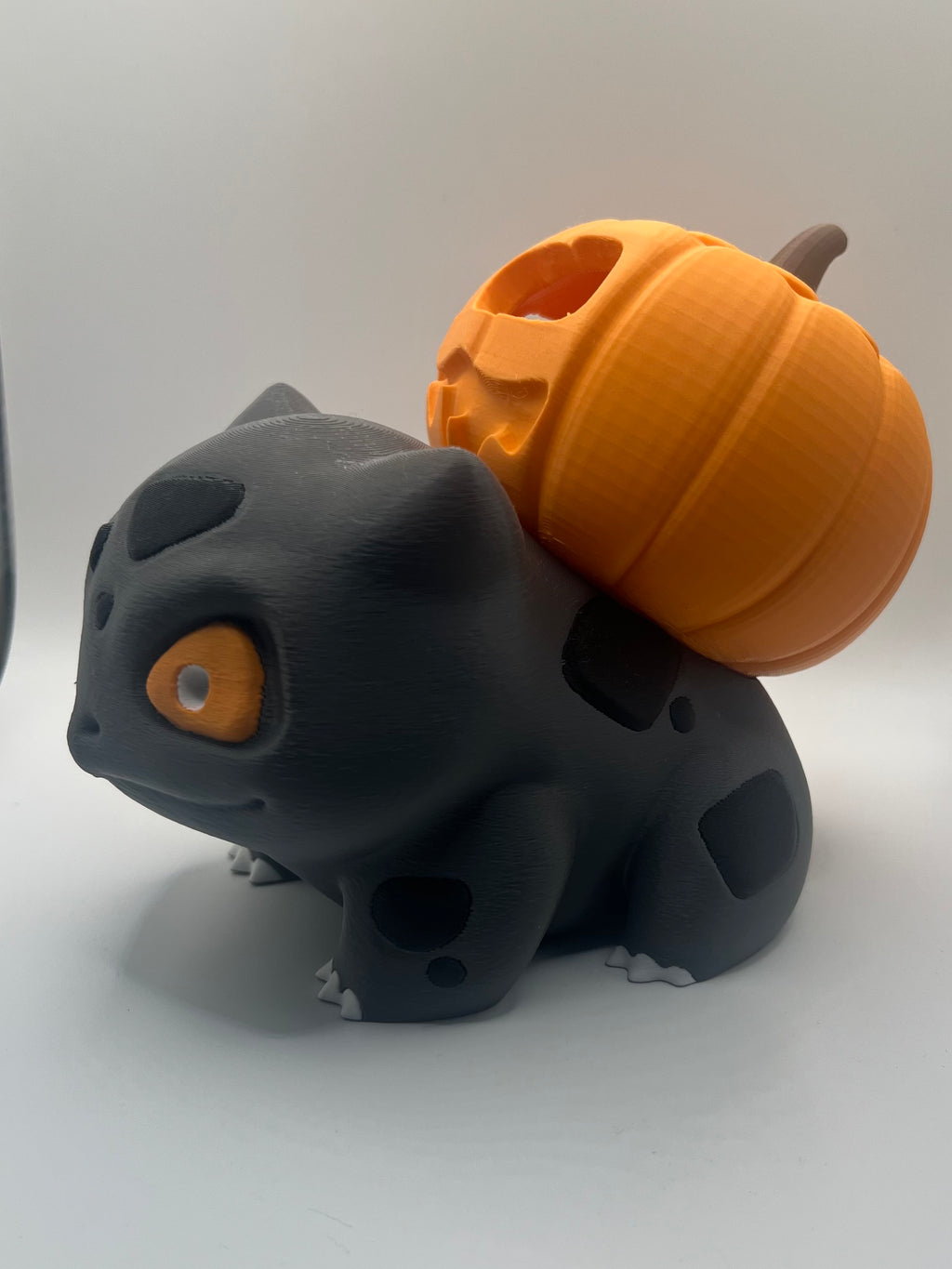 Halloween Bulbasaur