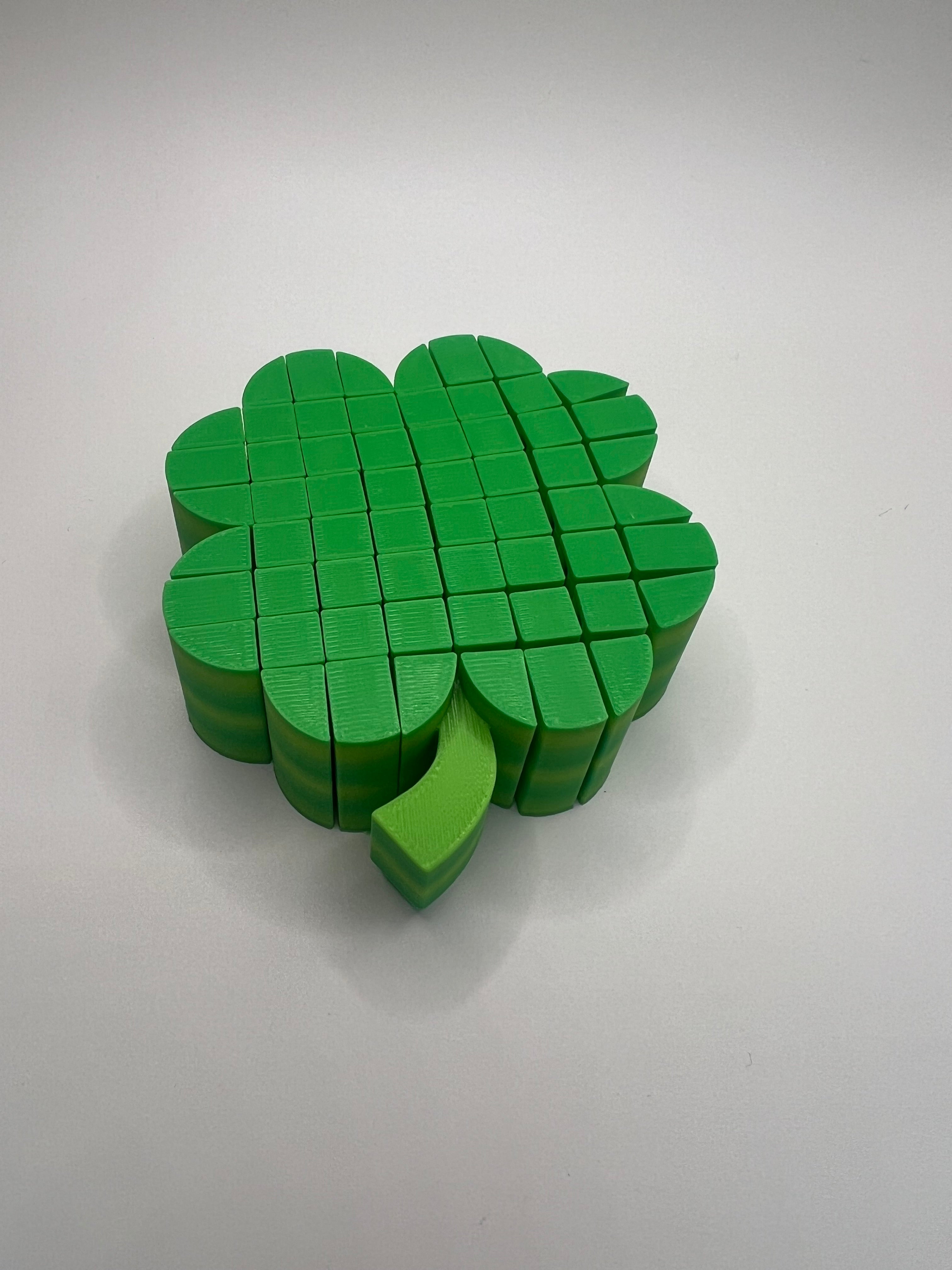 Four Leaf Clover Pixel
